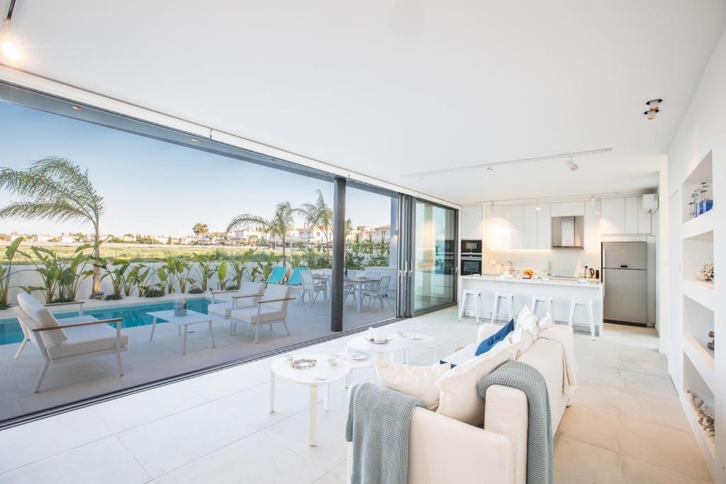 The White H Villa, Protaras, Fresh And Peaceful Paralimni Exteriér fotografie