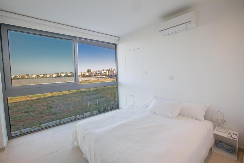 The White H Villa, Protaras, Fresh And Peaceful Paralimni Exteriér fotografie